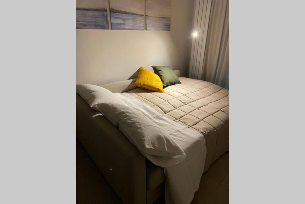 B&B Piano1 Interno5 - Accogliente E Moderno Bilocale Vicino Al Centro Салерно Екстер'єр фото