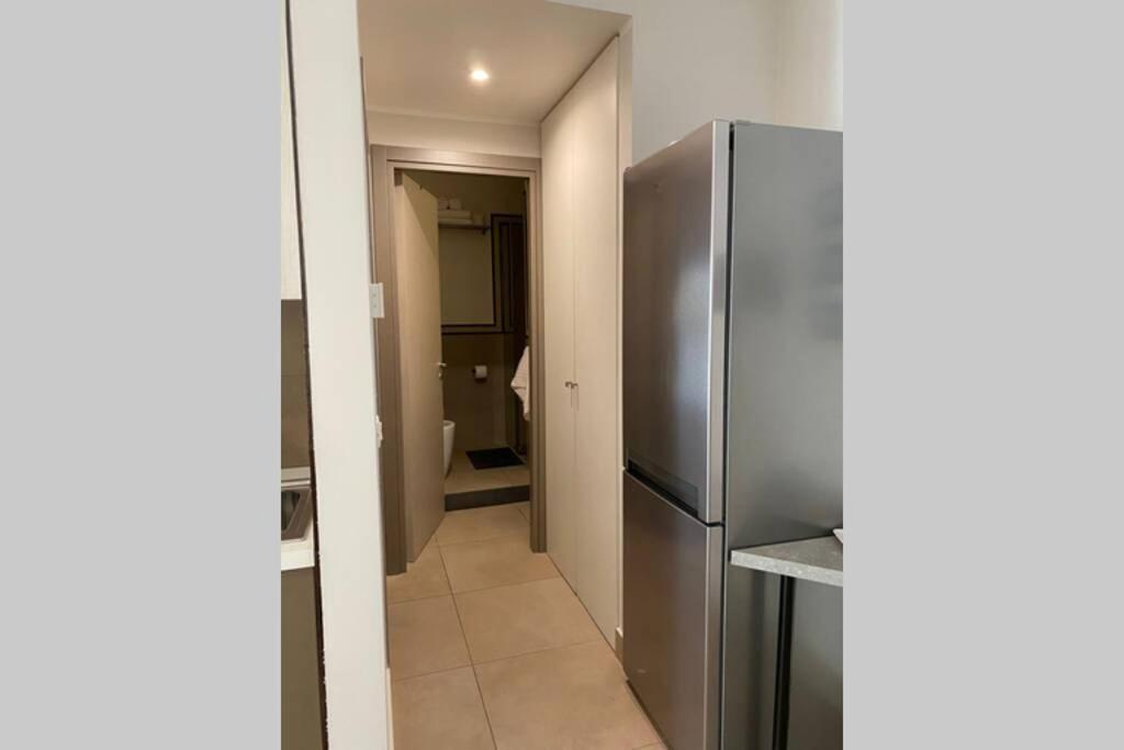 B&B Piano1 Interno5 - Accogliente E Moderno Bilocale Vicino Al Centro Салерно Екстер'єр фото